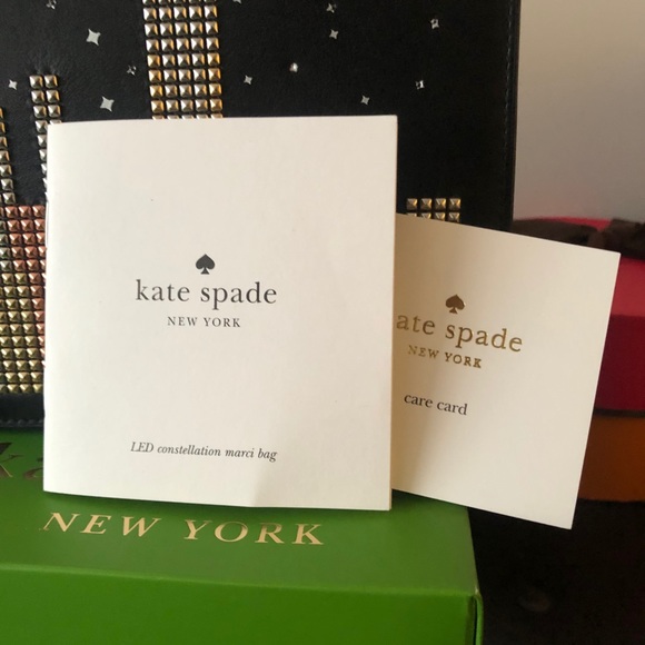 LIMITED EDITION- ✨light up crossbody - Picture 2 of 3